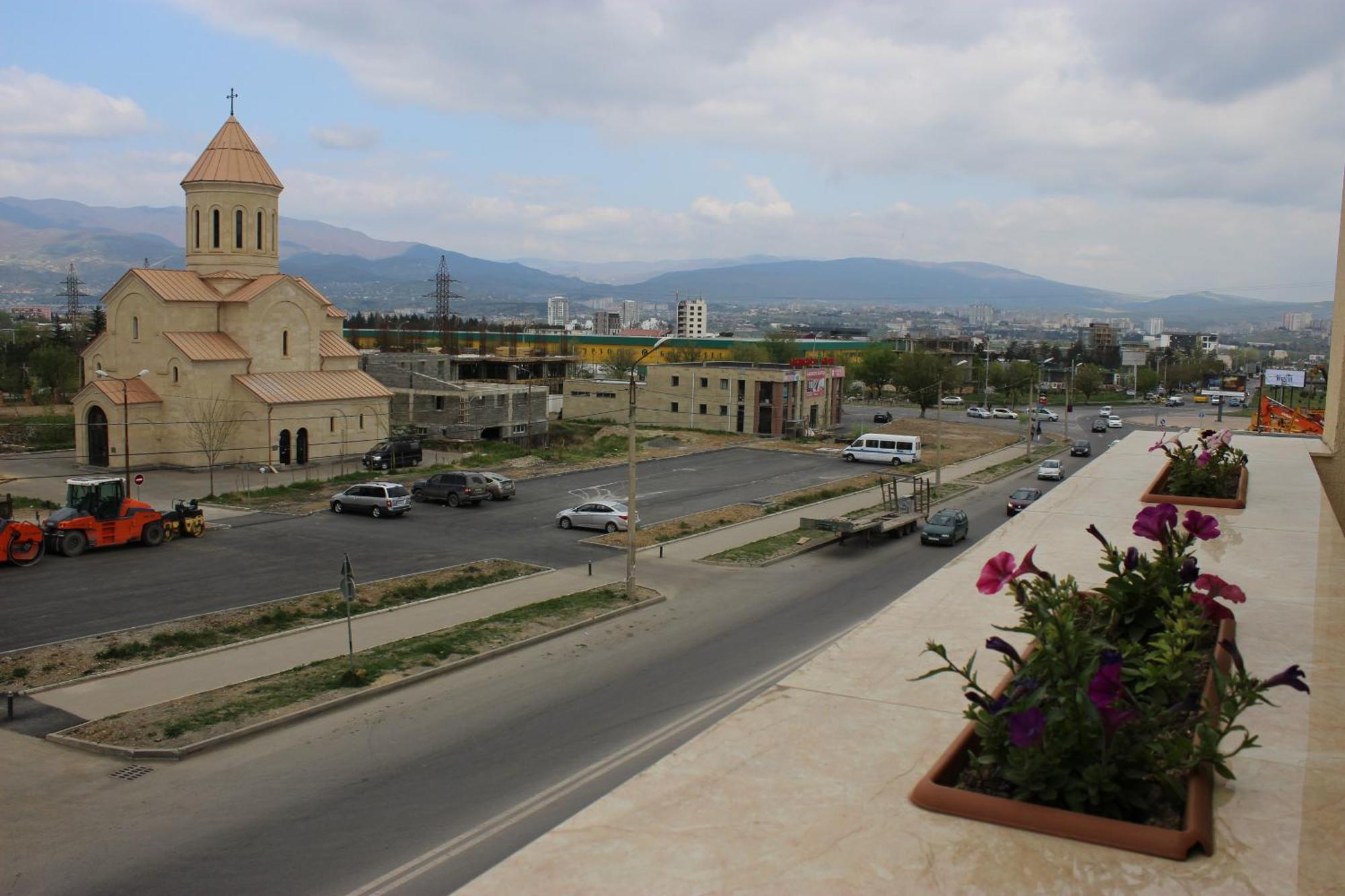 Hotel Liel Tiflis Exterior foto